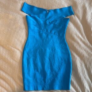 LBD Elegant Blue Off-Shoulder Dress